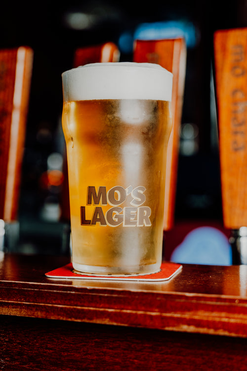 mo's lager pint glasses x2
