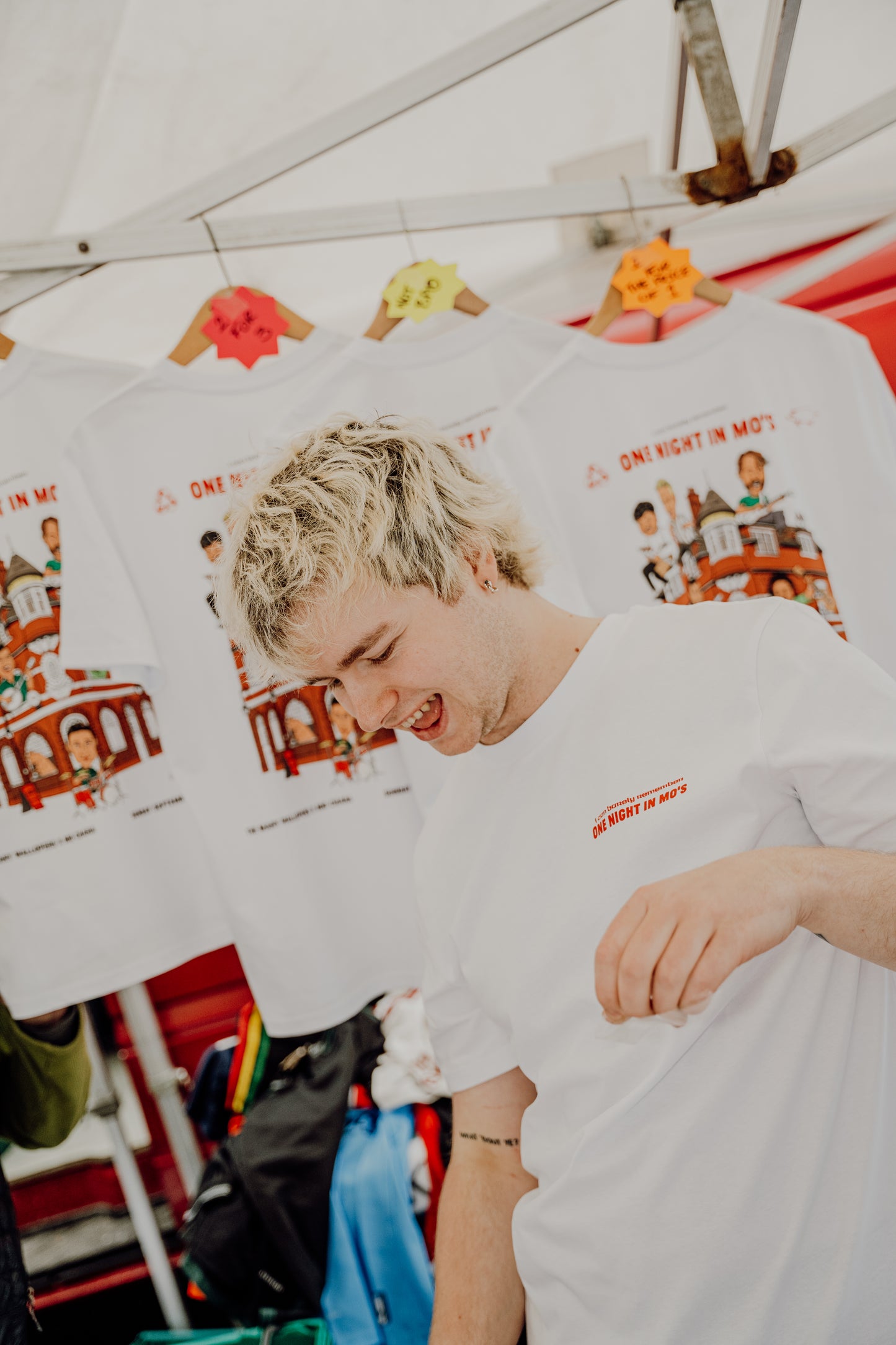 MARY WALLOPERS TEE