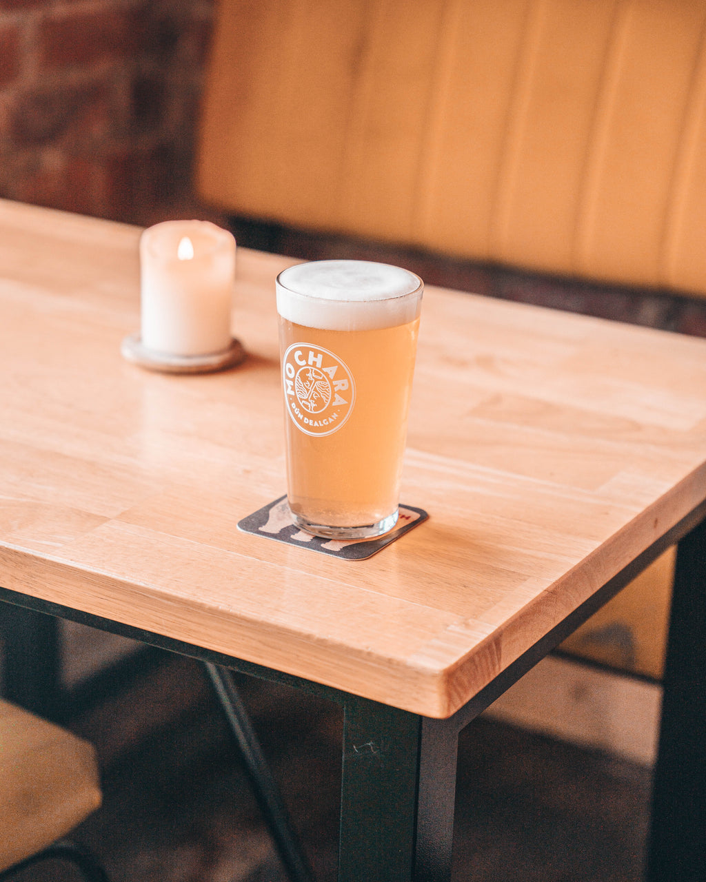 2 X CÚPLA PINTS GLASSES