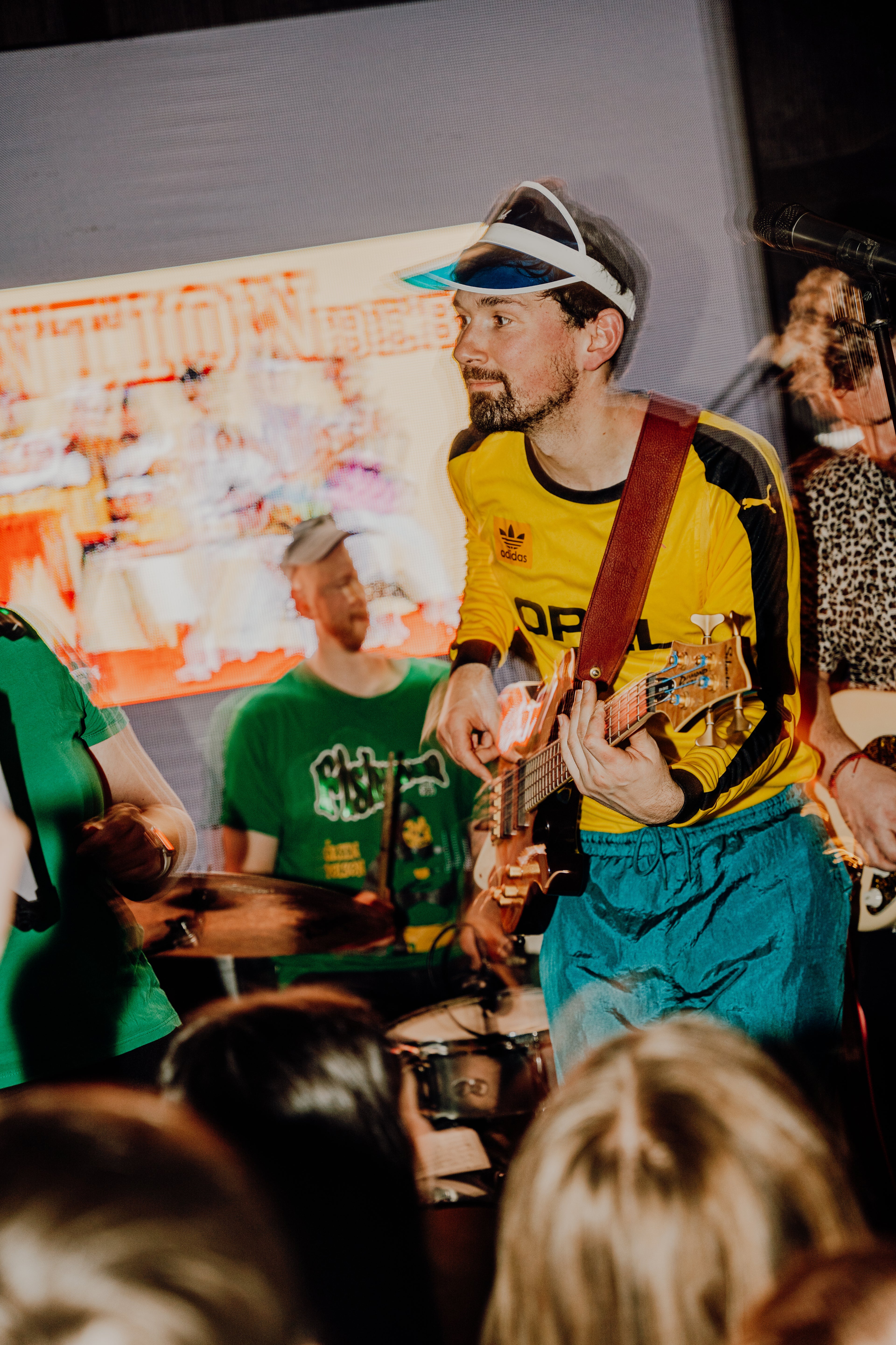 ATTENTION BÉBÉ GIG